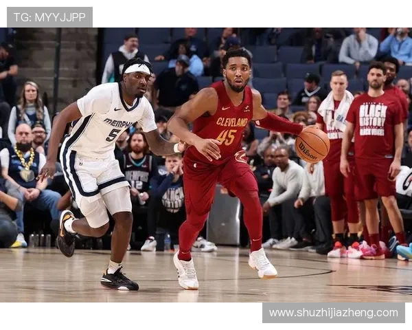 米切尔豪取37分带领骑士力克雄鹿东部强强对话火花四溅全场沸腾